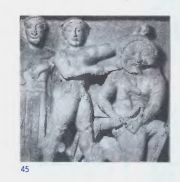 Персей, убивающий гopгoну Медузу. Метопа храма Афины в Селинунте. VI в. до н. э. Национальный археологический музей. Палермо