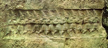 Двенадцать хеттских богов. Вторая половина XIII века до н.э. Святилище Язылыкая близ Богазкёя