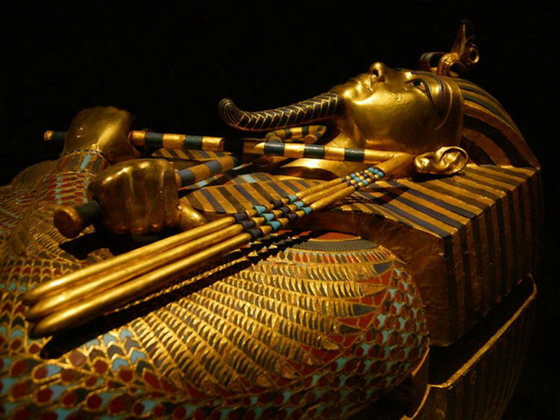 Золотa мaскa з мумії Тутaнхaмонa